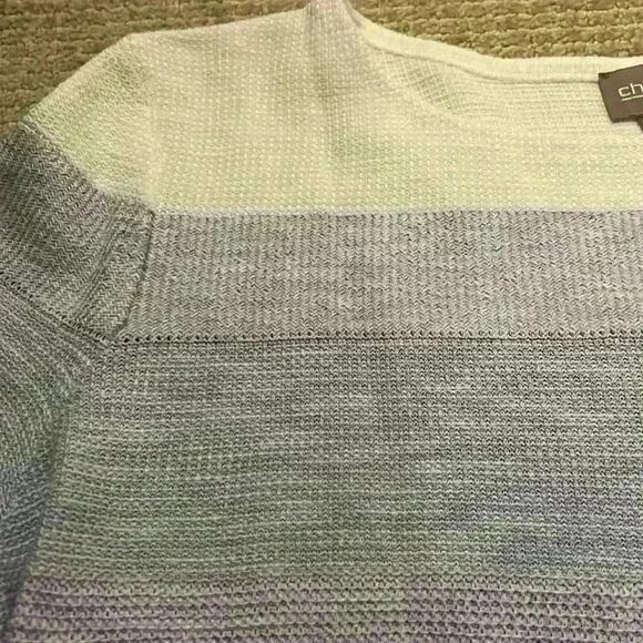 NWOT Chicos classic core women’s size 2 (w12-w14)   feather like fabric top. - Picture 3 of 5